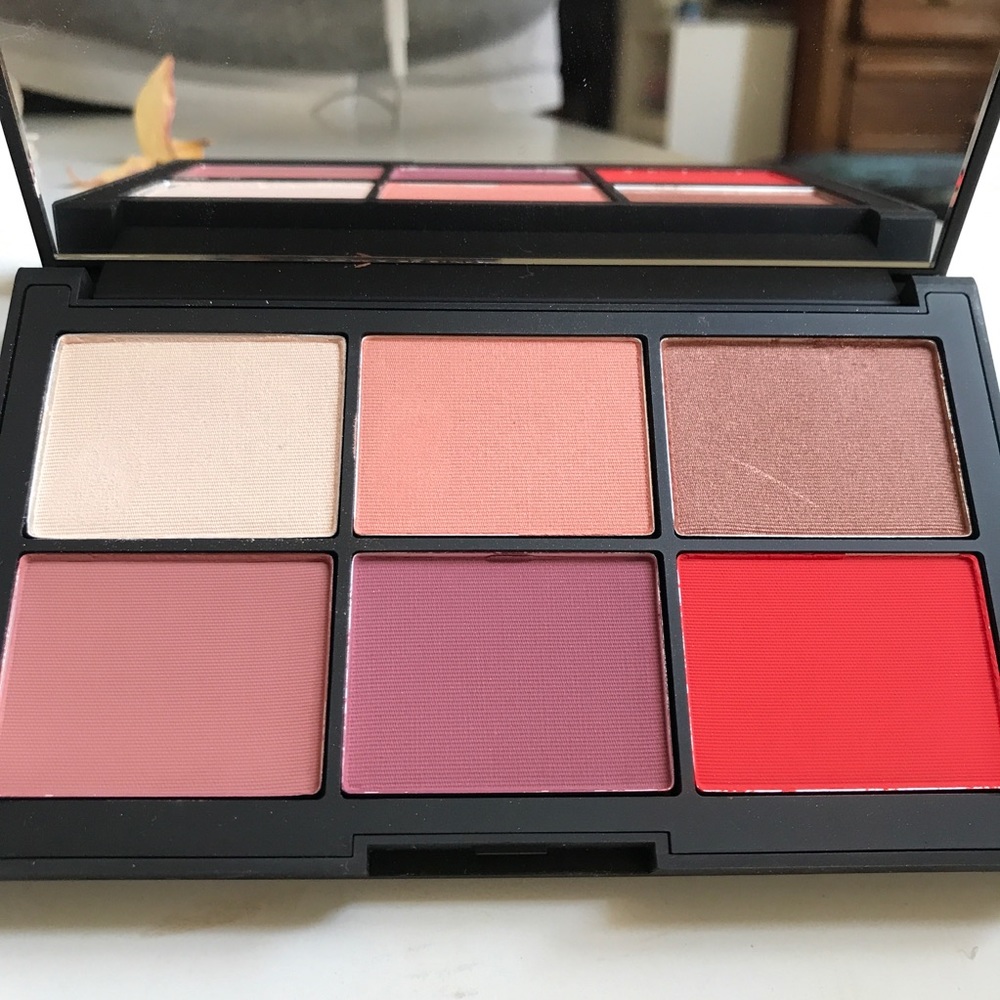 NARS Unfiltered 1  cheek Palatte
